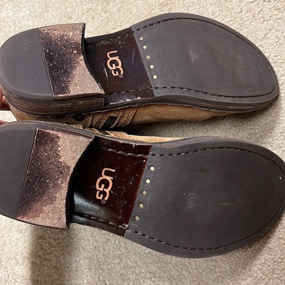 UGG Chestnut Fabrizia Studs Boot, Size 7 - Picture 8 of 12